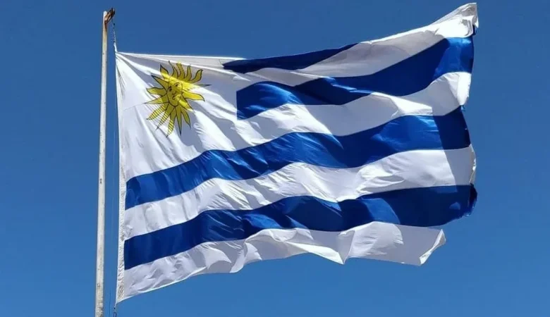 uruguay solicita seguro medico